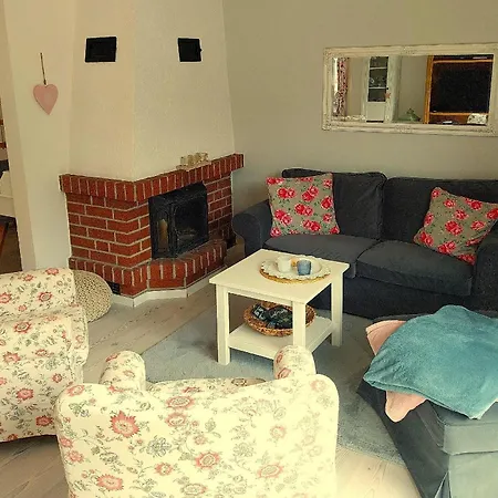 Friesenhaus Annelli, Zweites Zuhause In Greetsiel Appartamento *